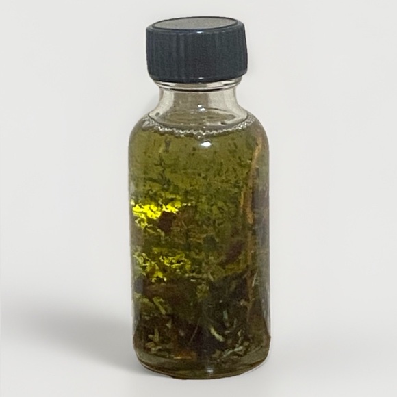 Love Attraction Oil- love drawing attraction, loyalty UNISEX - Picture 4 of 8